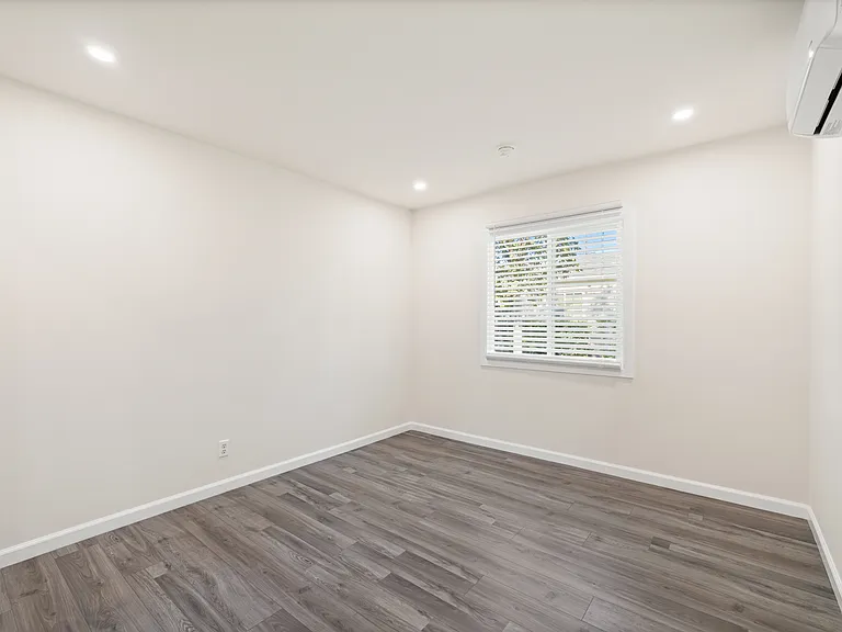 1669 N Hollywood Way #69 — Photo 9