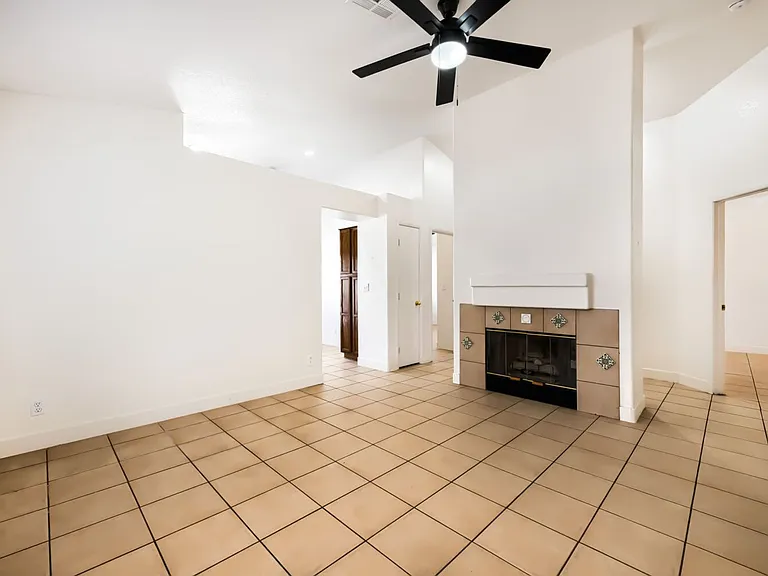 5737 Grand Entries Dr — Photo 3