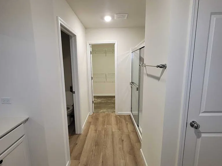 2227 Horseshoe Cir #2227 — Photo 24