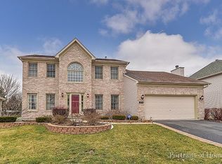 175 Alderwood Ln, Aurora, IL 60504