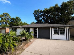 3915 Heatherbrook Dr, Houston, TX 77045