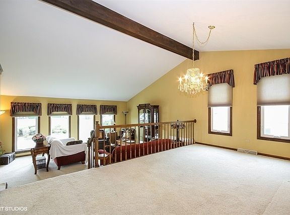 4th image of 8668 Thistlewood Ln