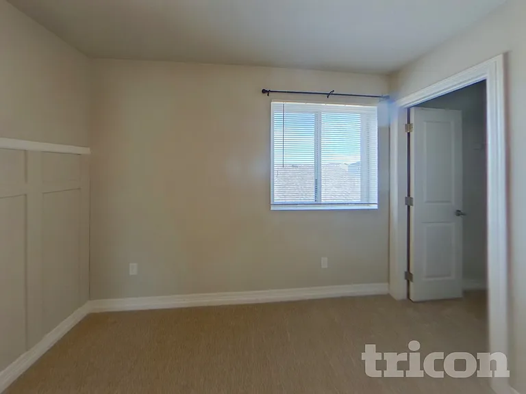 1126 Huntington Ave — Photo 12
