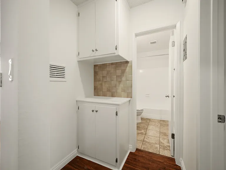 3690 Jasmine Ave #9 — Photo 9