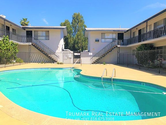 5th image of 585 E Washington Blvd APT 5