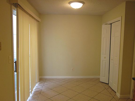 5th image of 2845 Binghampton Ln