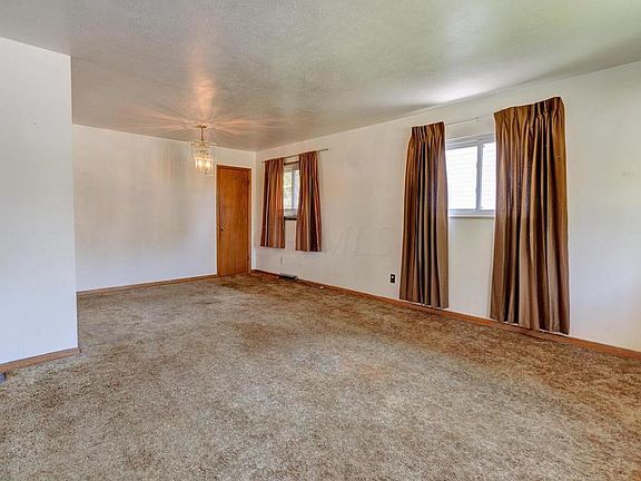 5th image of 3560 Liv Moor Dr
