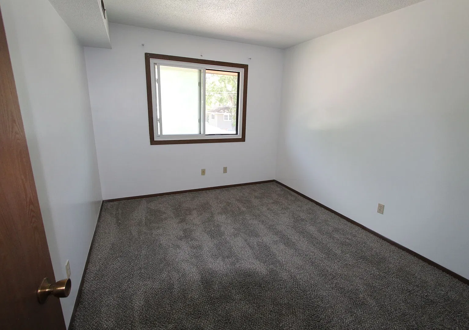 WP 222 Lincoln — Photo 4