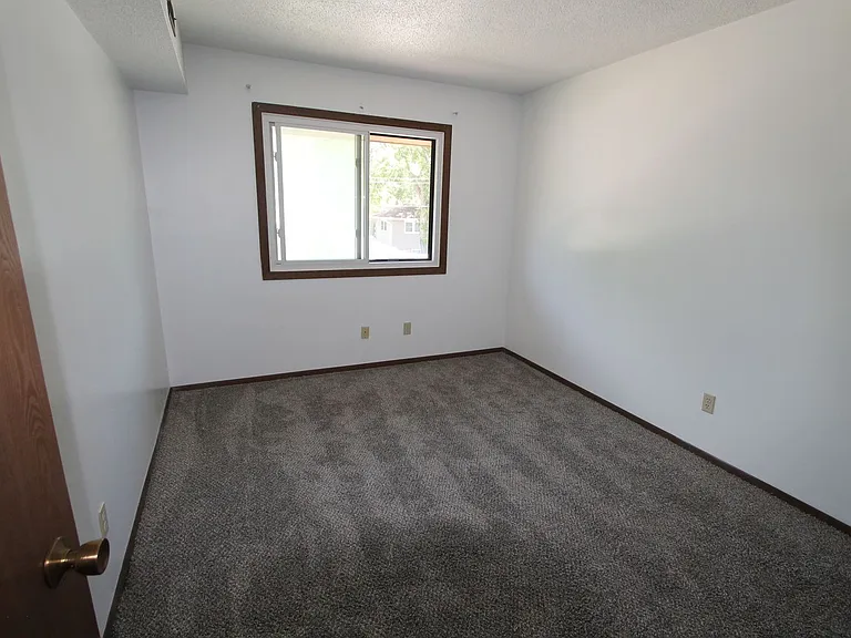 WP 222 Lincoln — Photo 4