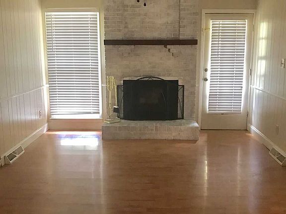 2nd image of 9601 Central Dr
