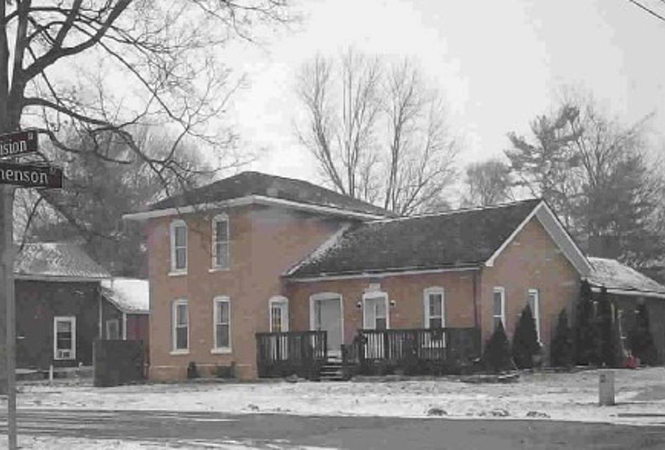 1st image of 325 Division St