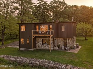 115 Schuyler Ave, Cragsmoor, NY 12420