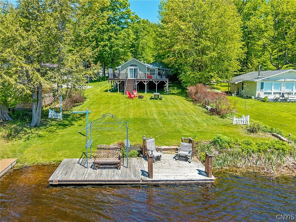 1st image of 130 Lorton Lake Dr
