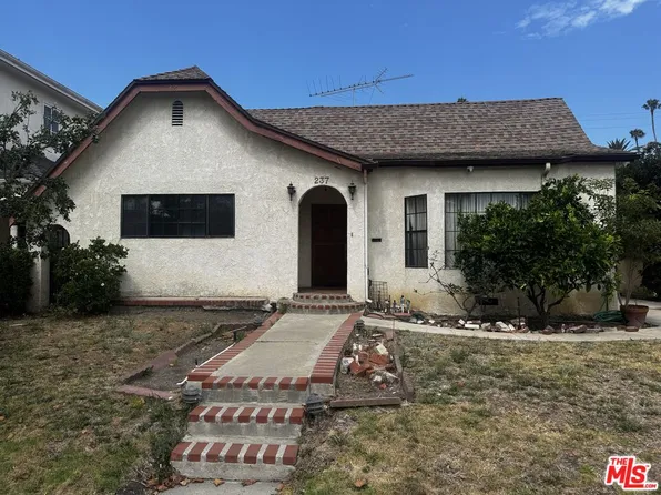237 S Oakhurst Dr, Beverly Hills, CA 90212