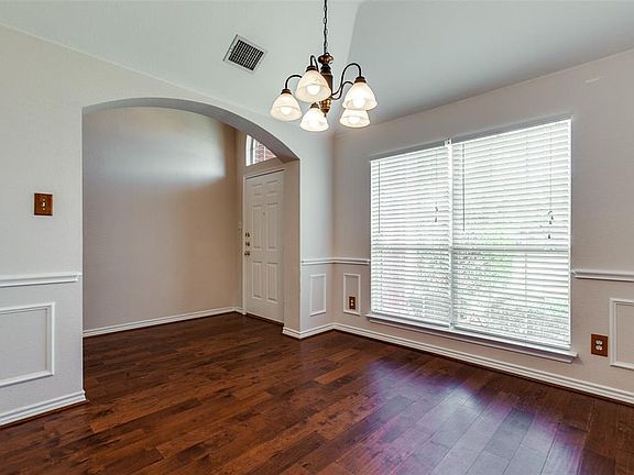 5th image of 5604 Manchester Dr