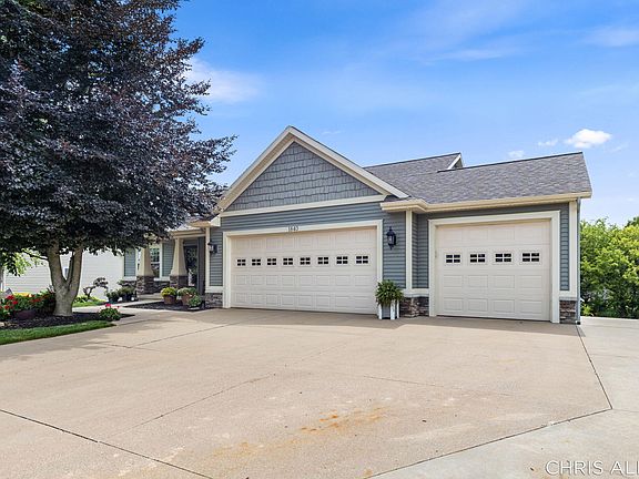 2nd image of 1840 Planters Row Dr SW