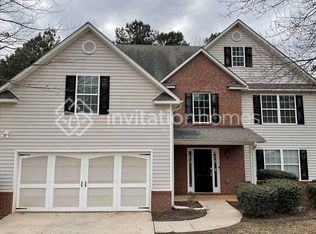 1025 Levista Dr, Locust Grove, GA 30248
