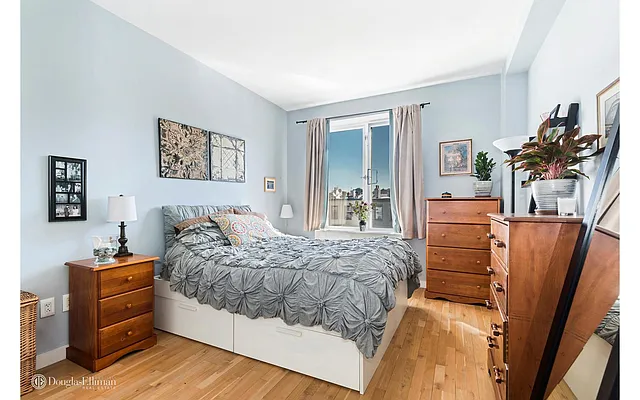 Rented by Douglas Elliman | media 13