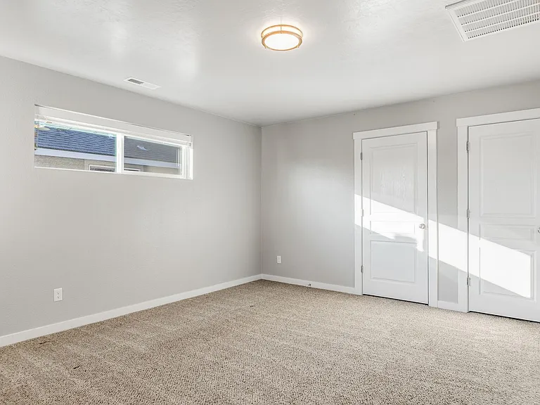 133 S Baraya Way — Photo 33
