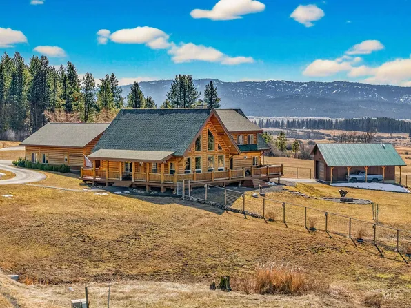 3818 Osprey Cir, New Meadows, ID 83654