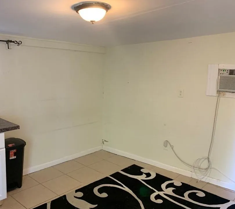 407 Seminole Dr