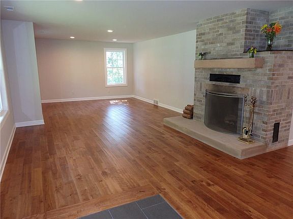 3rd image of 4038 Feidler Dr