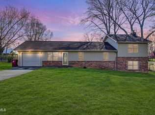 8 Downing Ct, Johnson City, TN 37604