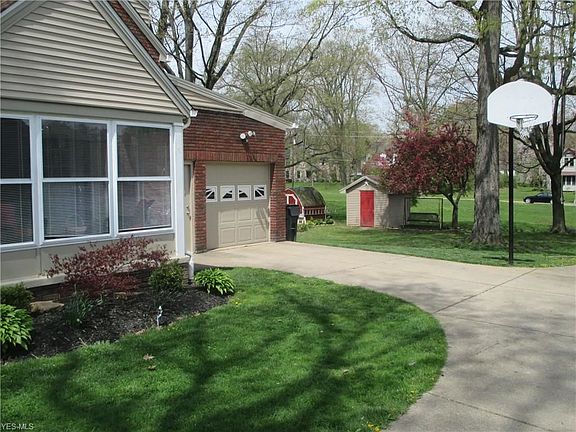 2nd image of 236 Brookfield Ave