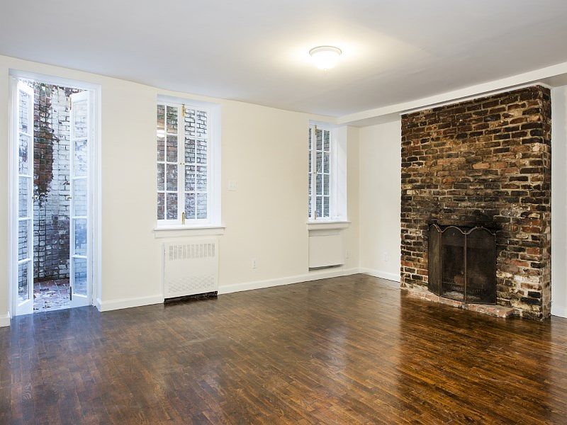 1st image of 311 W 20th St