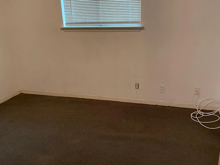 5030 Cinderella St — Photo 10