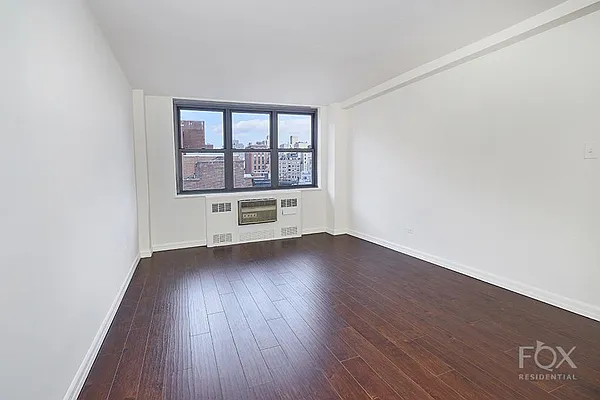 Sold by Fox Residential Group | media 22