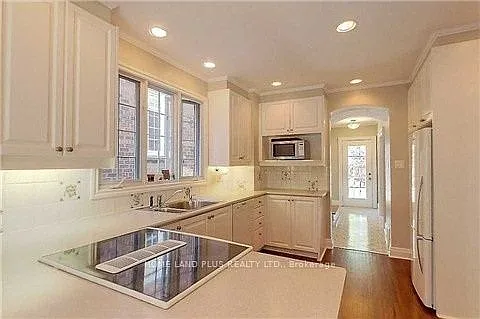 295 Saint Germain Ave — Photo 10