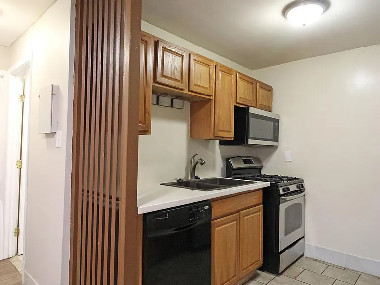 17 Water St #30 — Photo 13