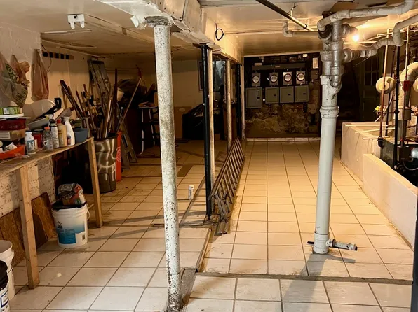 1815 Kerrigan Avenue image 8 of 14