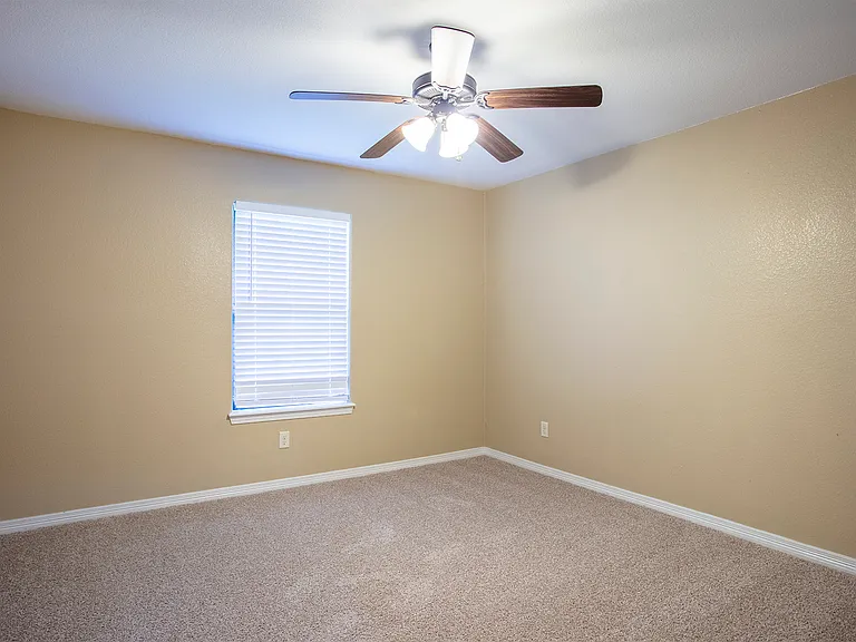 731 Dominik Dr — Photo 7
