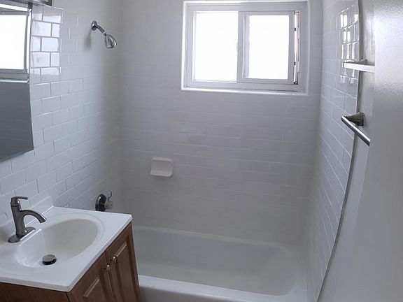 3rd image of 120 E Cypress St #10
