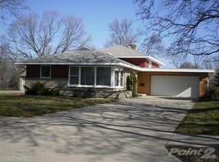 554 Bryant Ave, Manistee, MI 49660