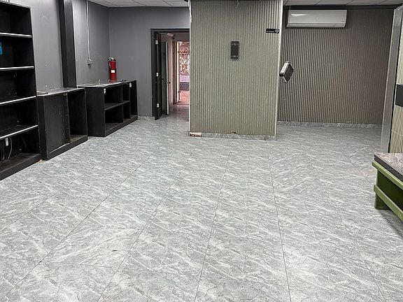 3rd image of 4742 White Plains Rd