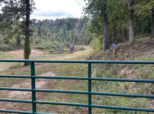 300 Jaw Rd, East Bernstadt, KY 40729