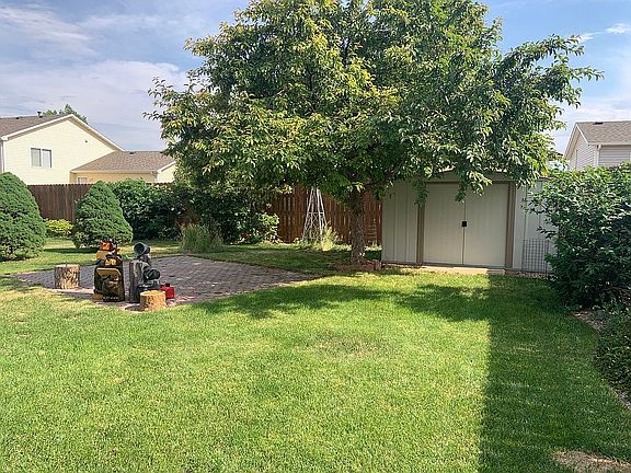 2nd image of 2912 Park View Dr