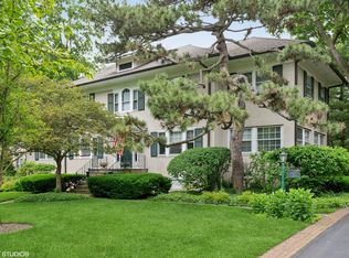 1293 Scott Ave, Winnetka, IL 60093