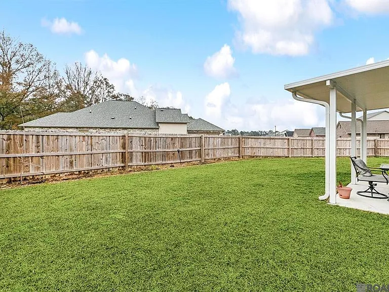 9533 S Creek Dr — Photo 18