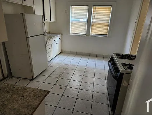 3393 Altamont Ave #DN — Photo 8