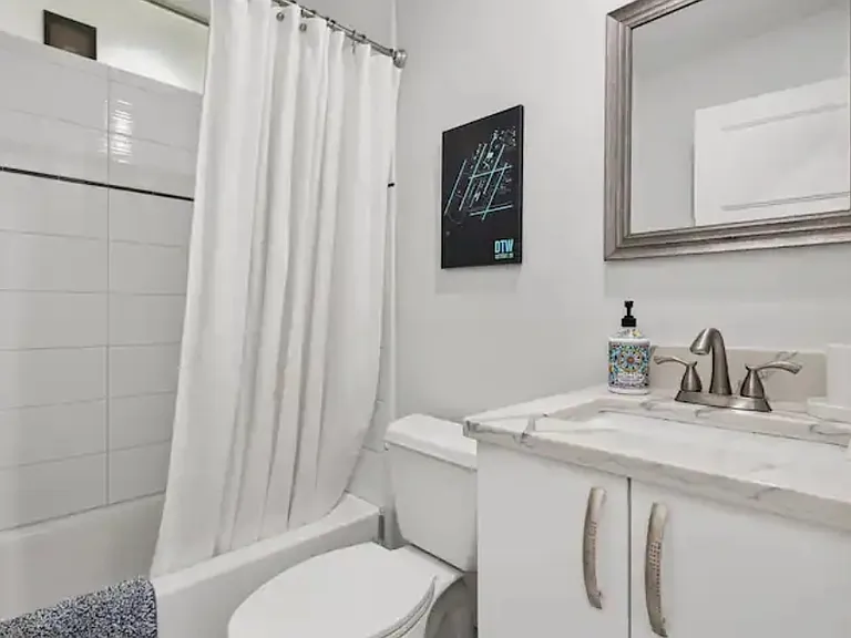 3183 Merrill Ave — Photo 13