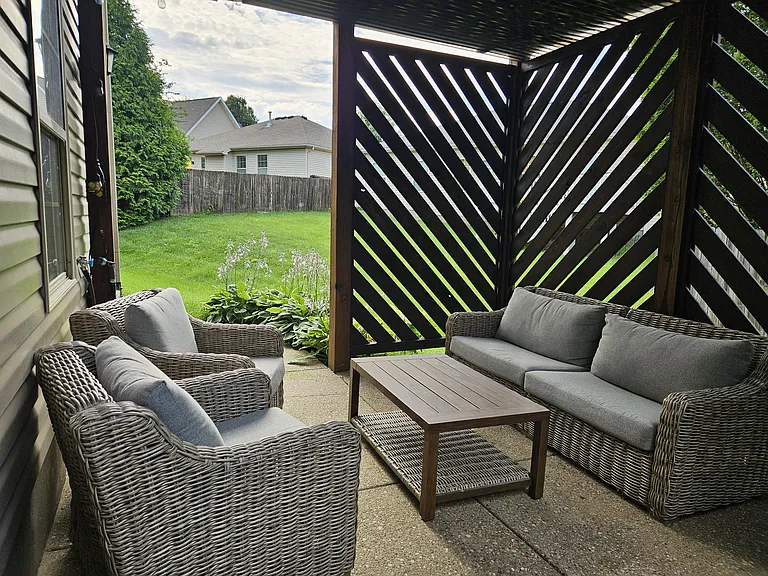 12315 Amber Woods Ct — Photo 22