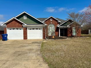 10 Lee Road 2141, Phenix City, AL 36870