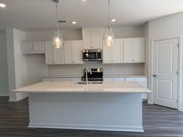 6212 Kenbrook Dr, Tucker, GA 30084