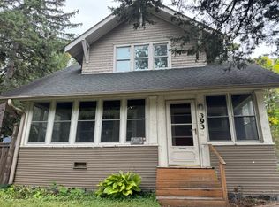 393 Cleveland Ave N, Saint Paul, MN 55104