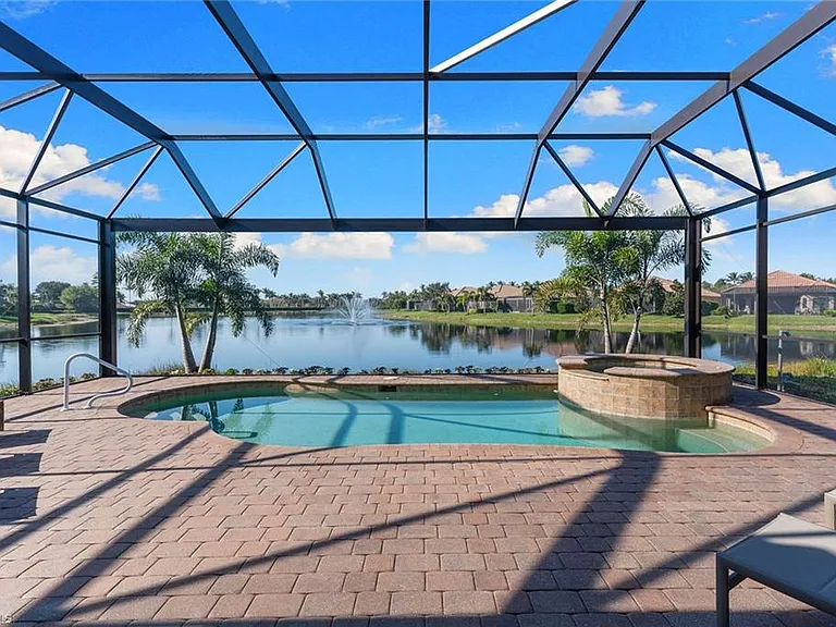 6597 Caldecott Dr — Photo 27