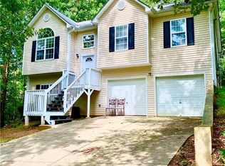 3576 Lakeview Dr, Gainesville, GA 30501